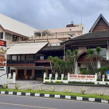 Hotel Baron Indah Surakarta  Экстерьер фото